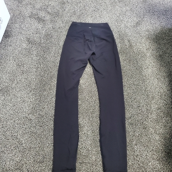 Lululemon leggings - Picture 9 of 16